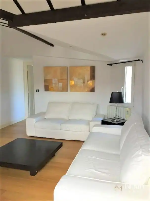 Attic for rent in García Rivero Maisuaren Kalea, Campuzano