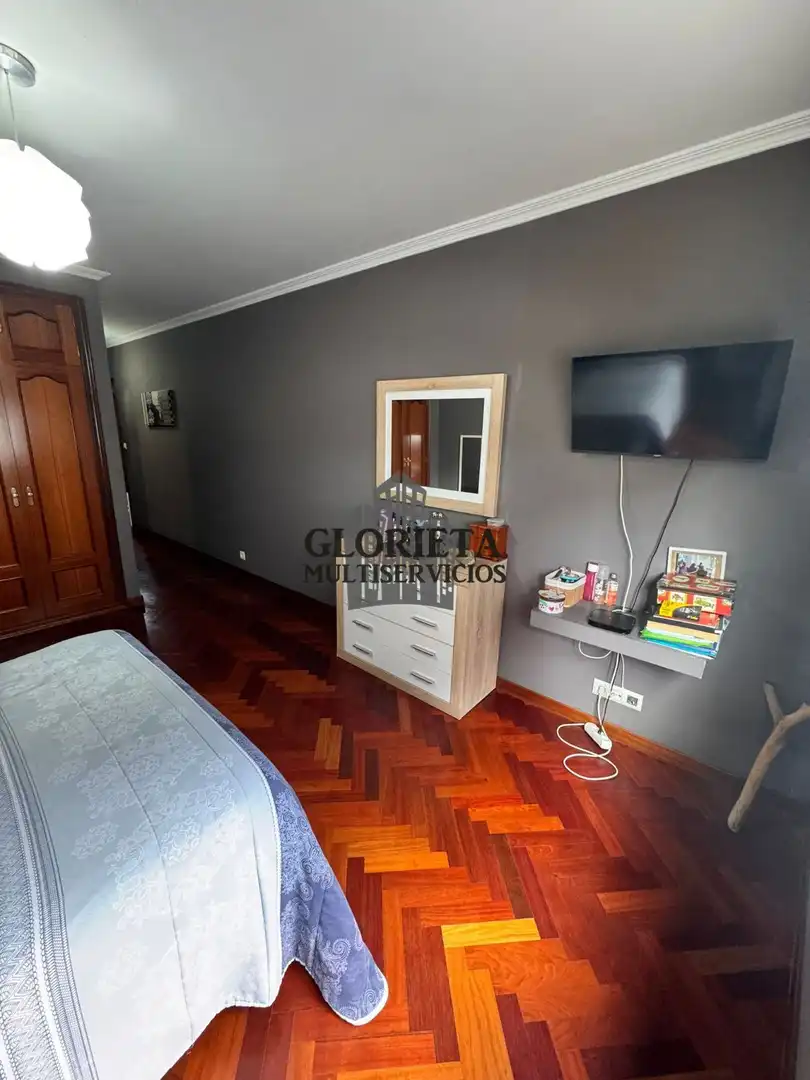 Dormitori de Pis en venda en Ponteareas amb Calefacció, Parquet i Moblat