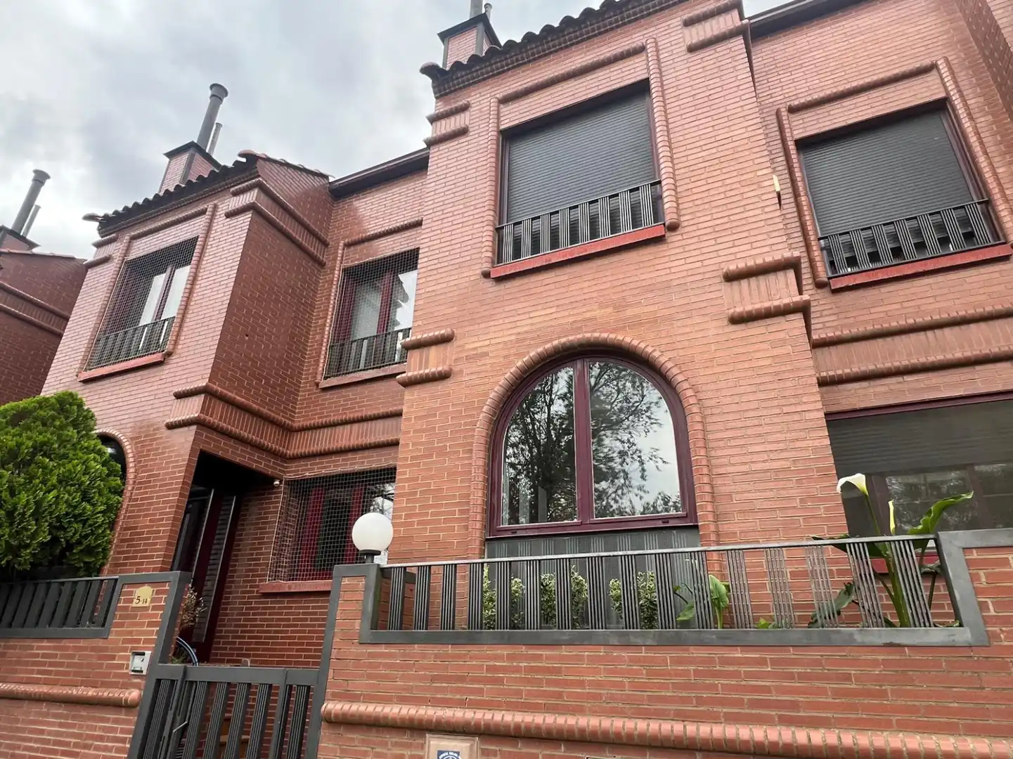 Adossat amb piscina en venda a Avda. Madrid
