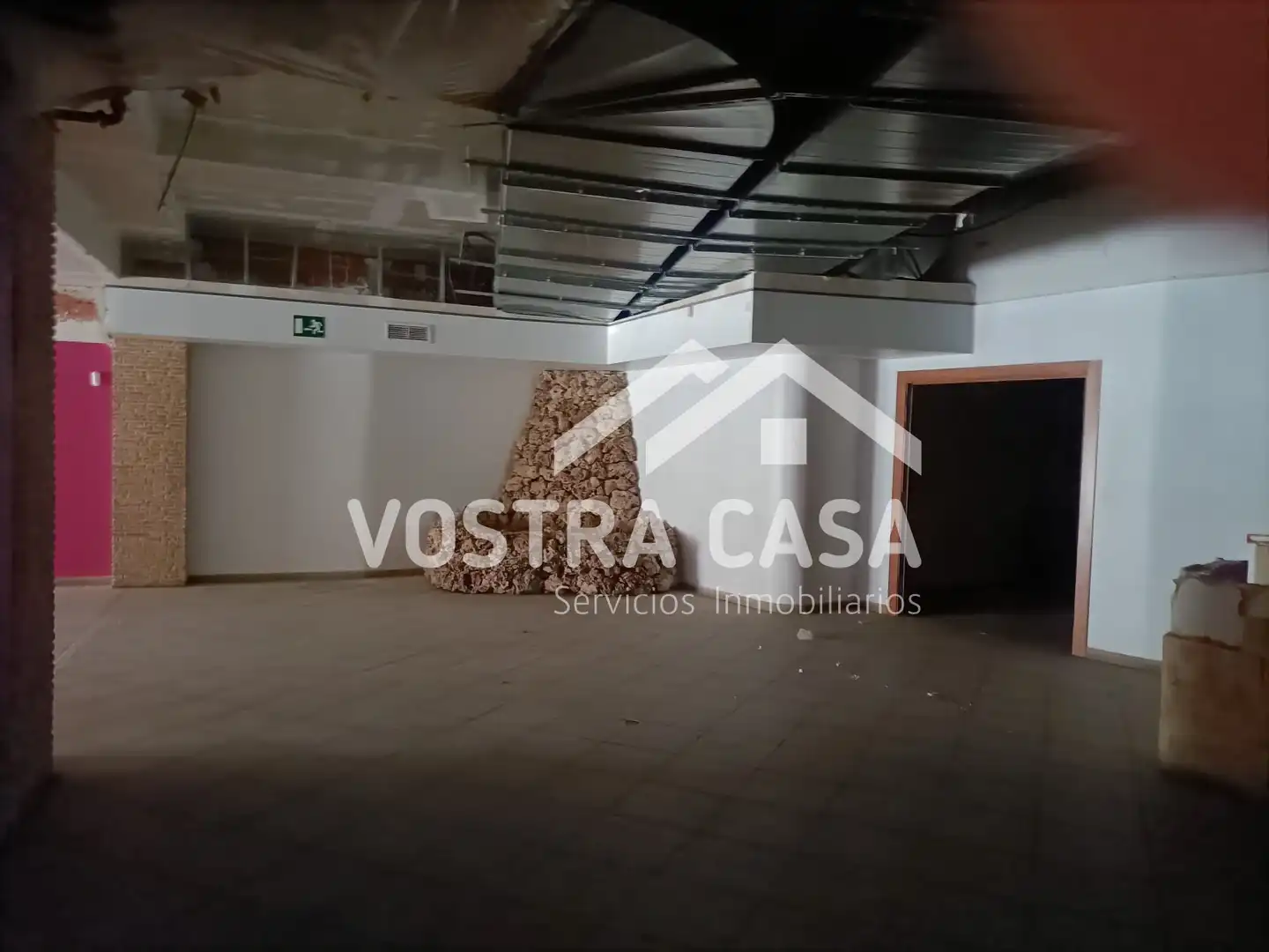 Local commercial à vendre à DE LA MUSICA