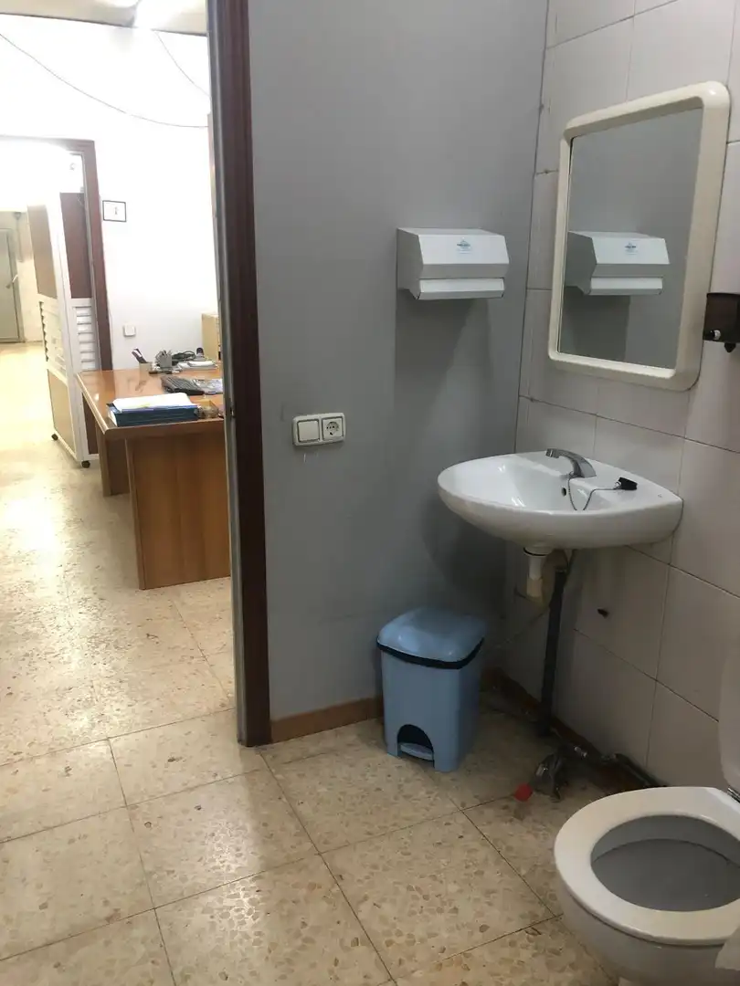 Local comercial en venda a Centre, imagen 18
