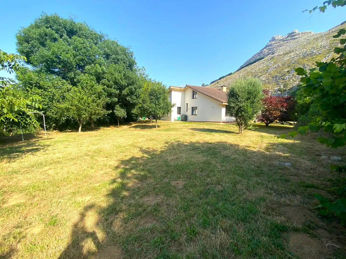 Houses for sale in Castro-Urdiales  with Heating, Private garden and Parquet flooring