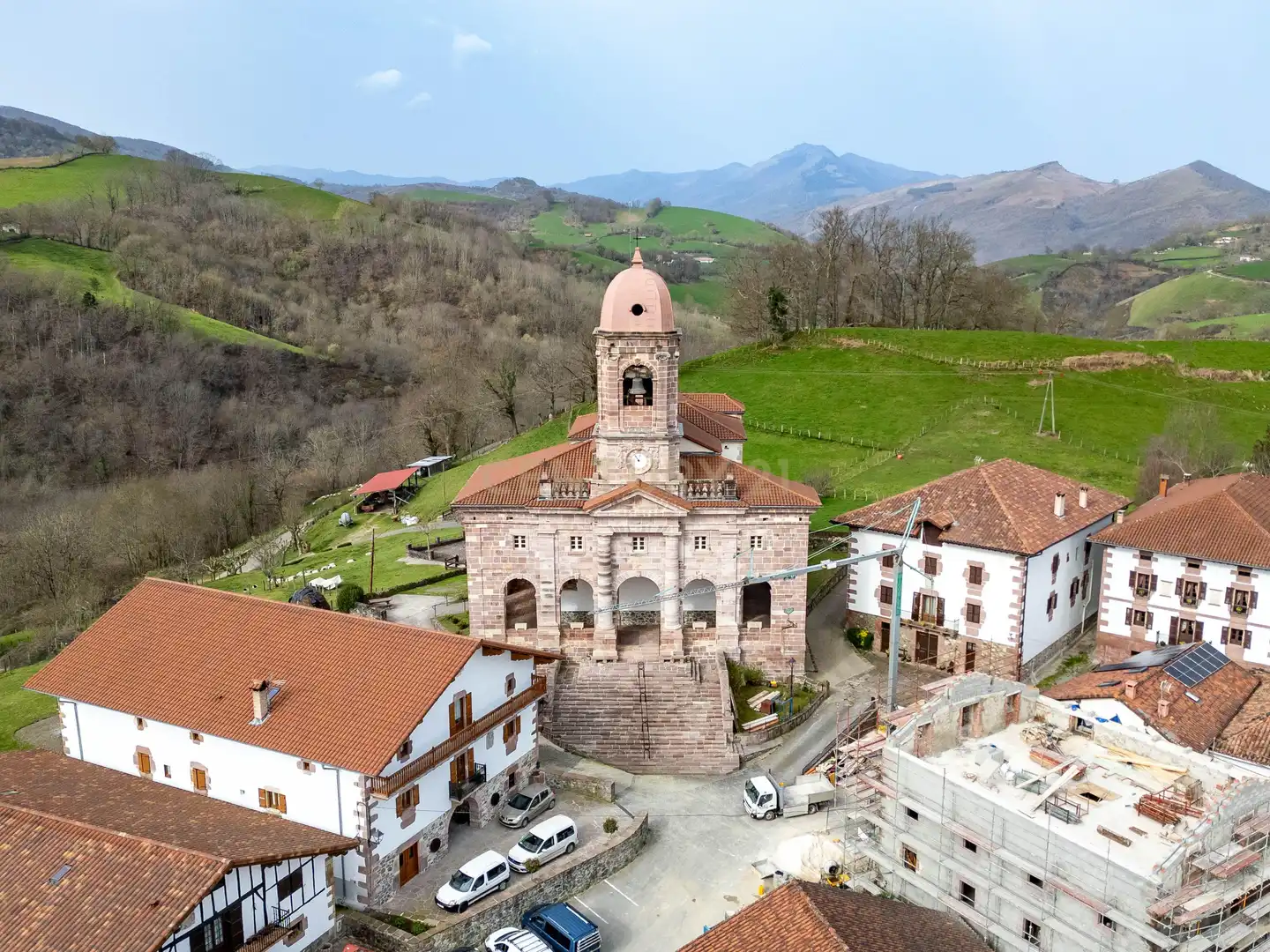 Vista exterior de Edificio en venta en Baztan