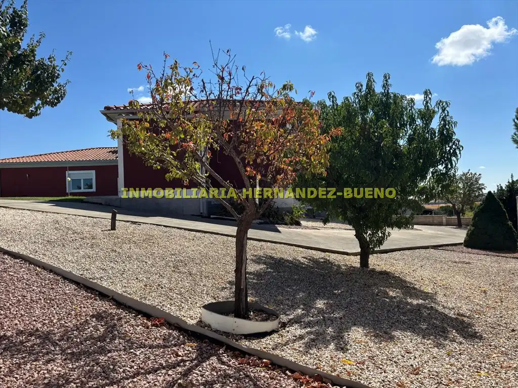 Xalet amb piscina en venda a Villamayor, imagen 21