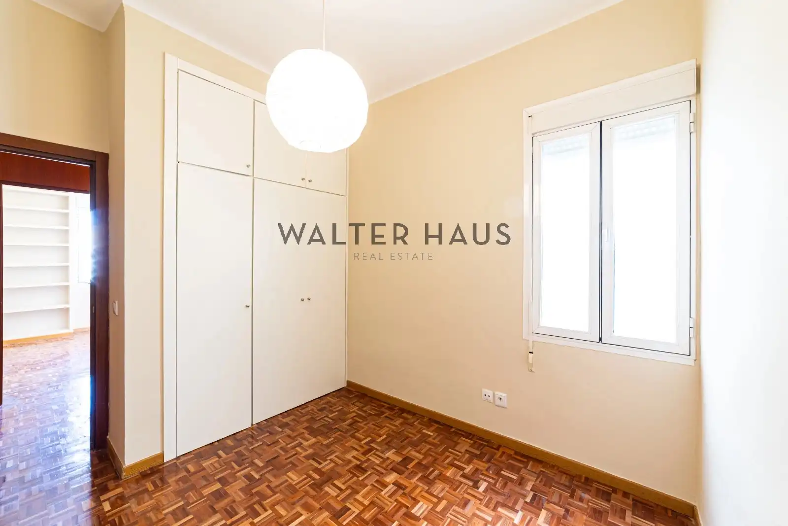 Wohnung zur Miete in Madrid mit Klimaanlage, Heizung und Ofen