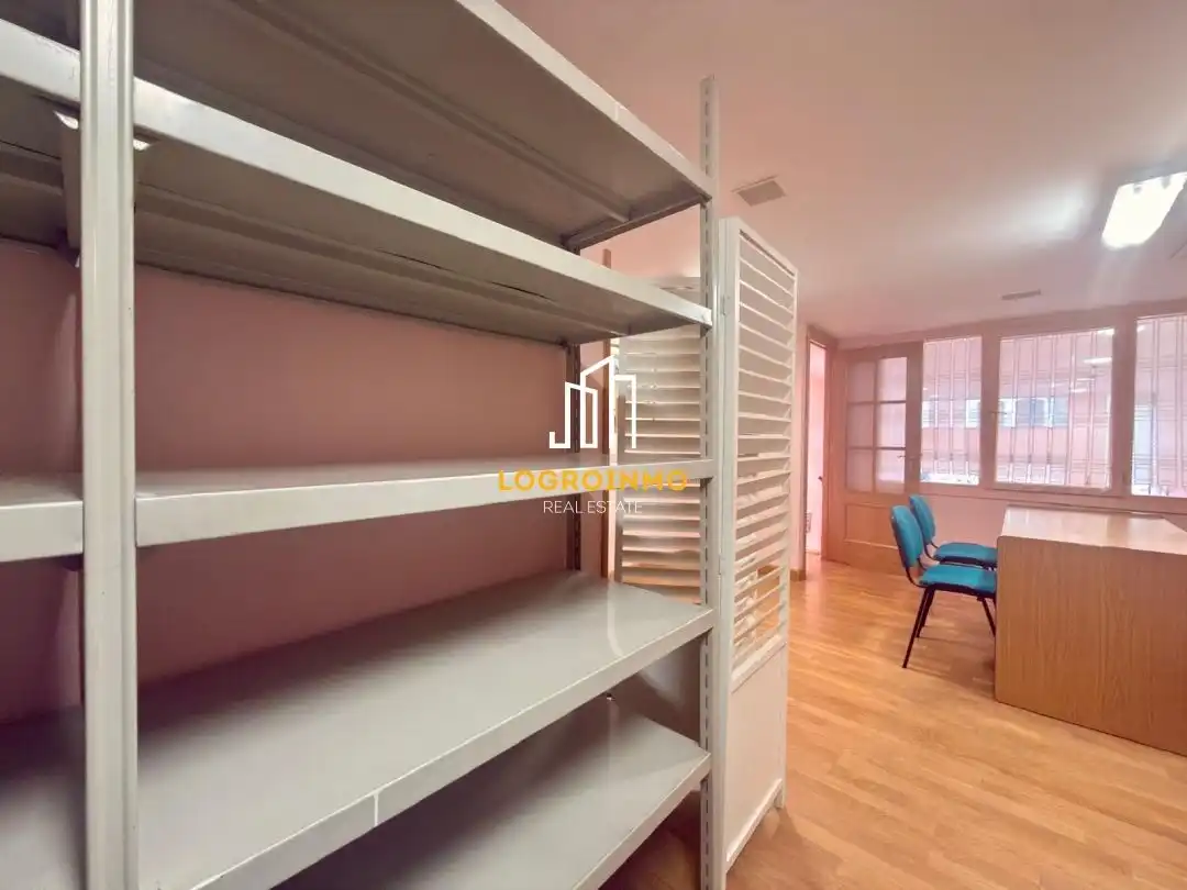 Commercial properties for sale in  Logroño  with Furnished