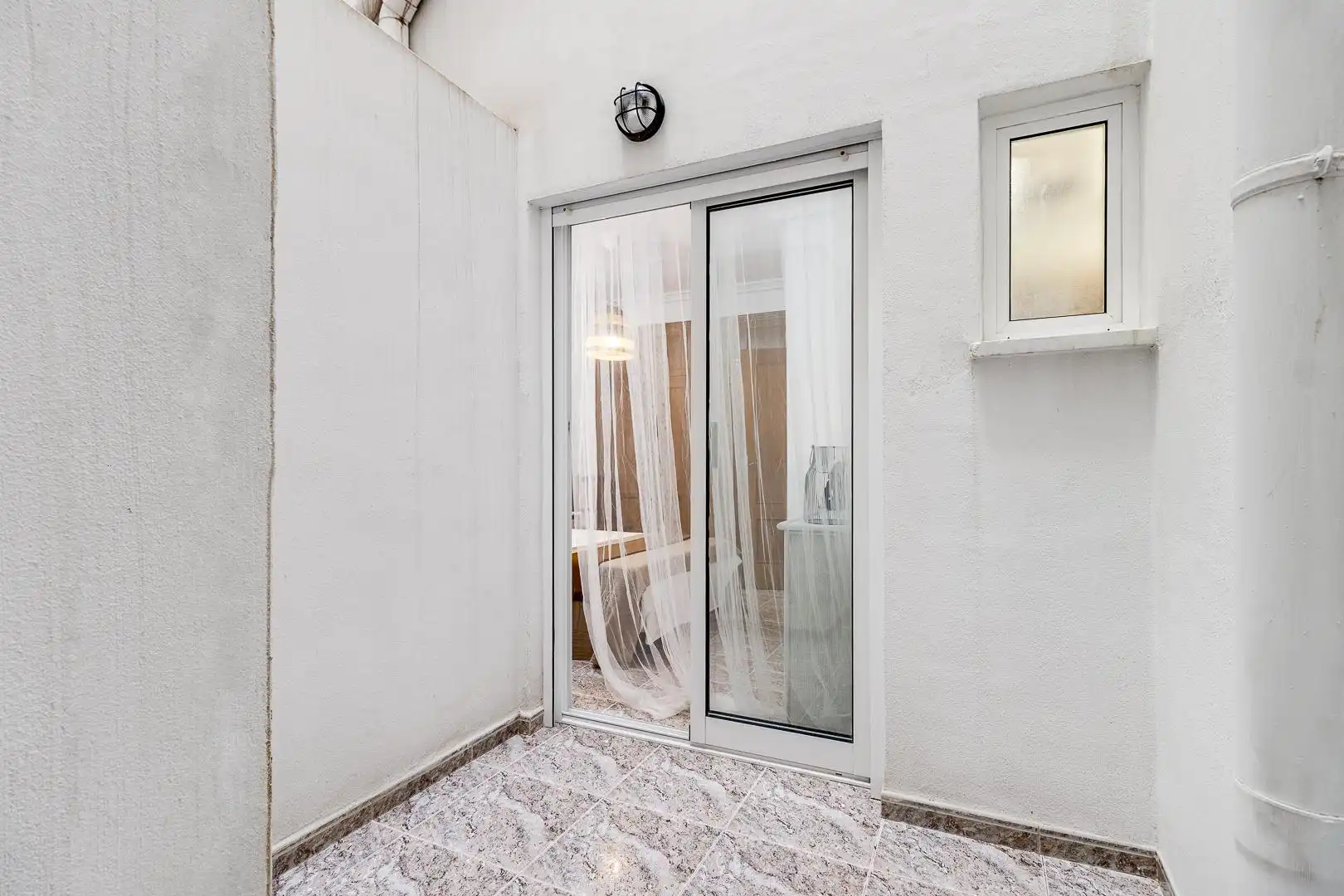 Terraza de Apartamento de alquiler en Torrevieja con Aire acondicionado, Terraza y Amueblado