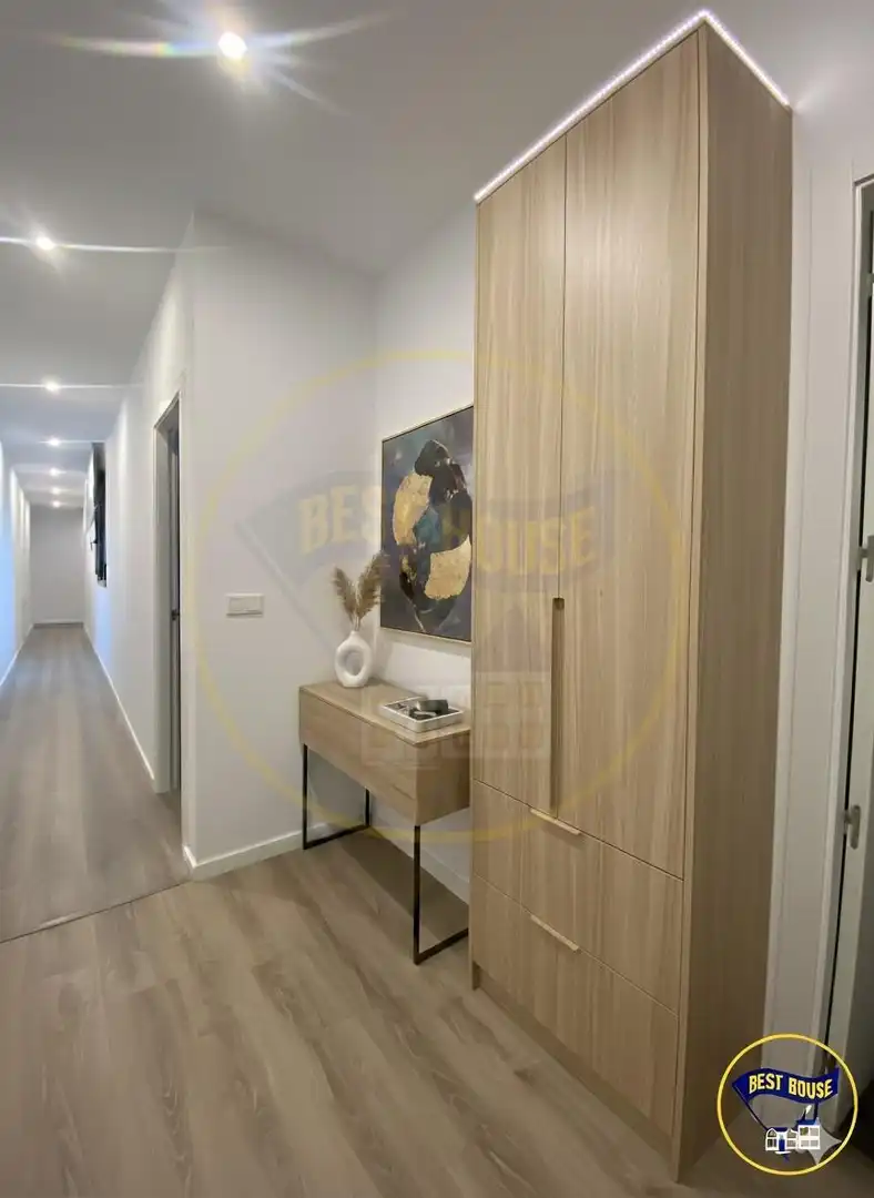 Flat for sale in Calle JOSE COBO, Centro