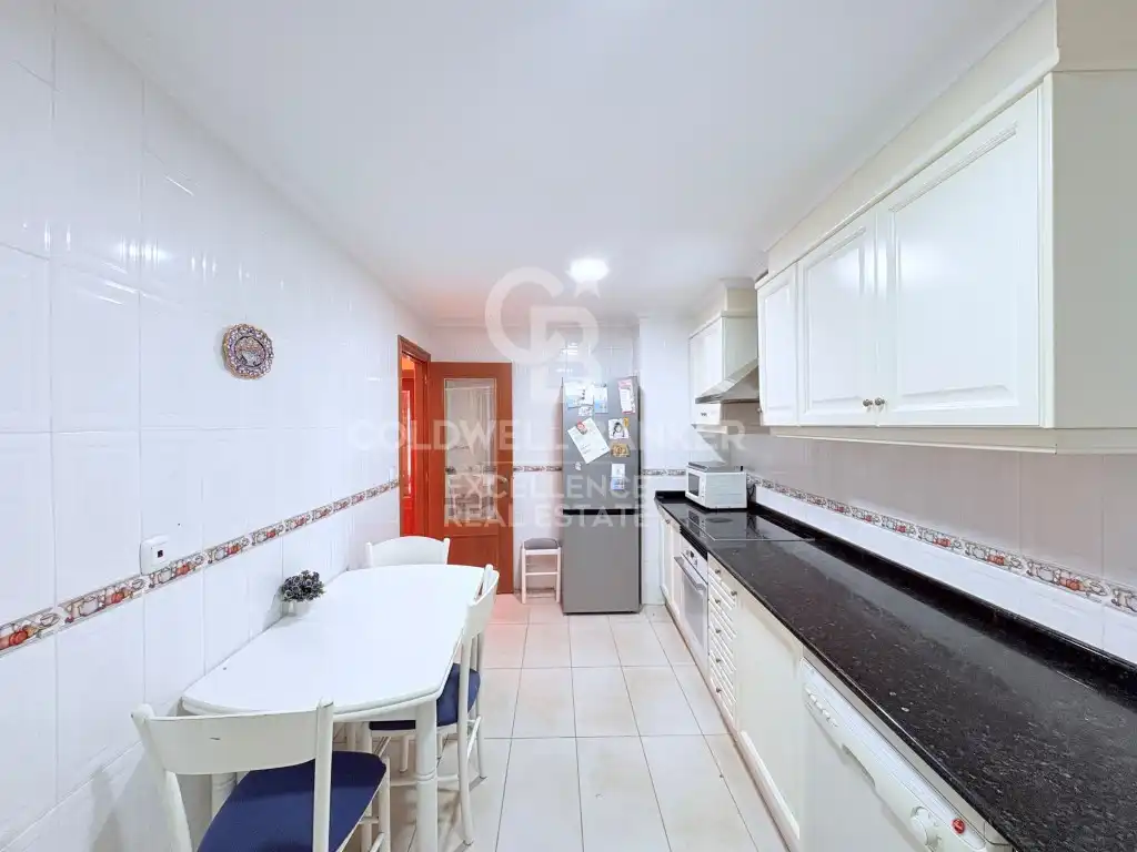 Cocina de Piso en venta en Valencia con Aire acondicionado, Terraza y Amueblado