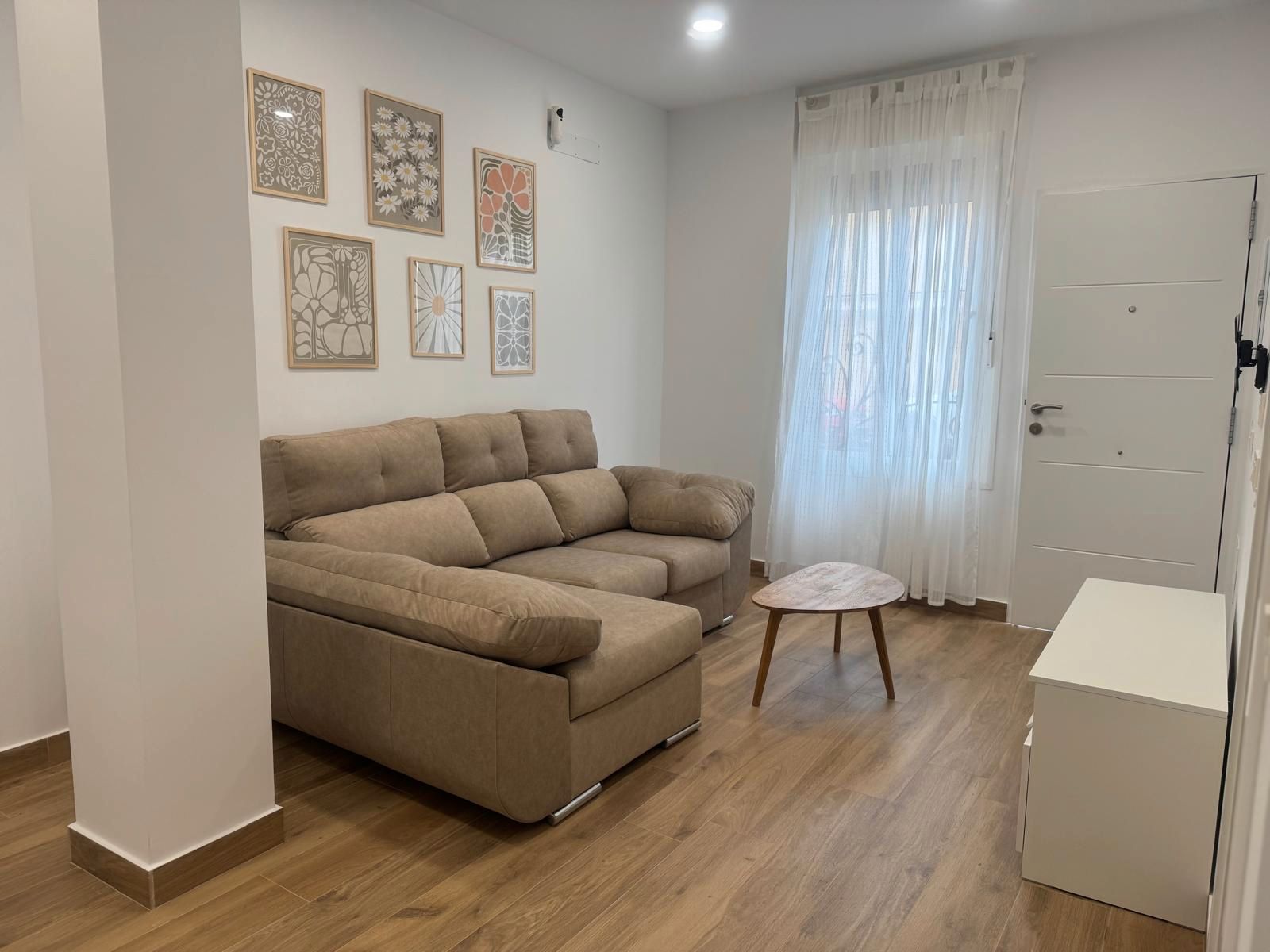 Living room of Apartment to rent in Málaga Capital  with Air Conditioner, Furnished and Washing machine