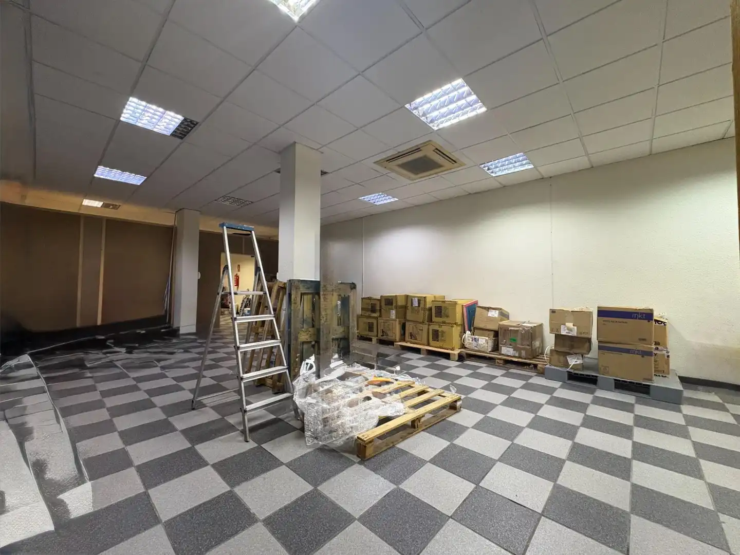 Local comercial en venta en Pobles de l'Oest, imagen 3