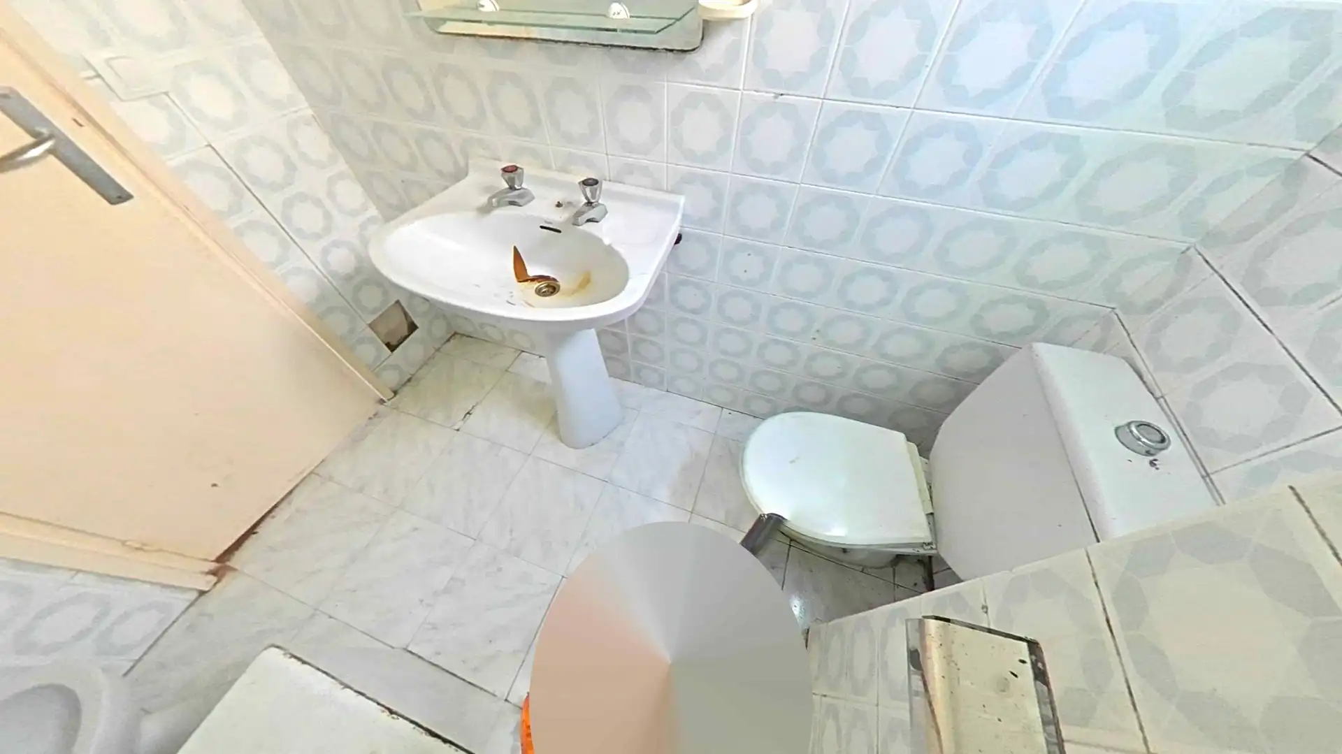 Baño de Apartamento en venta en Las Cabezas de San Juan