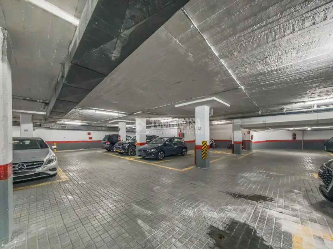 Parking of Garage for sale in Madrid