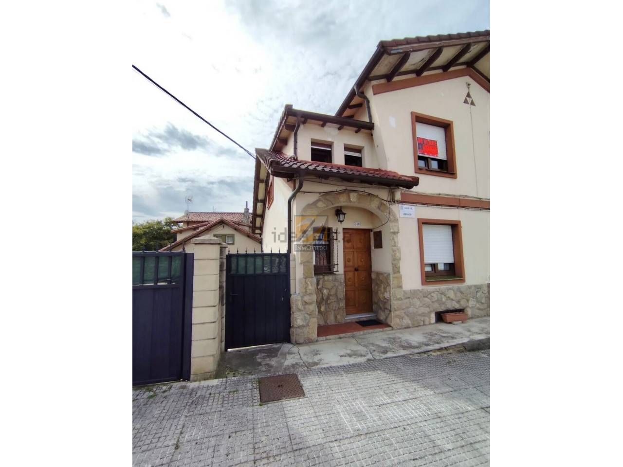 Exterior view of House or chalet for sale in Siero  with Parquet flooring and Terrace