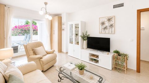 Foto 2 de Piso en venta en Avenida Marysol, Solymar, Benalmádena