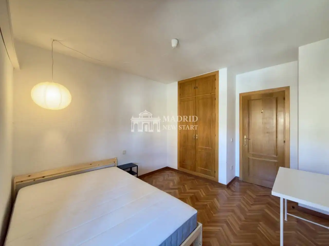 Habitación de Piso de alquiler en Segovia con Calefacción, Parquet y Terraza