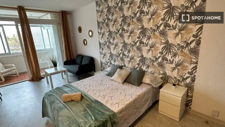 Bedroom of Flat for rent in Alcalá de Henares  with Air Conditioner, Heating and Furnished