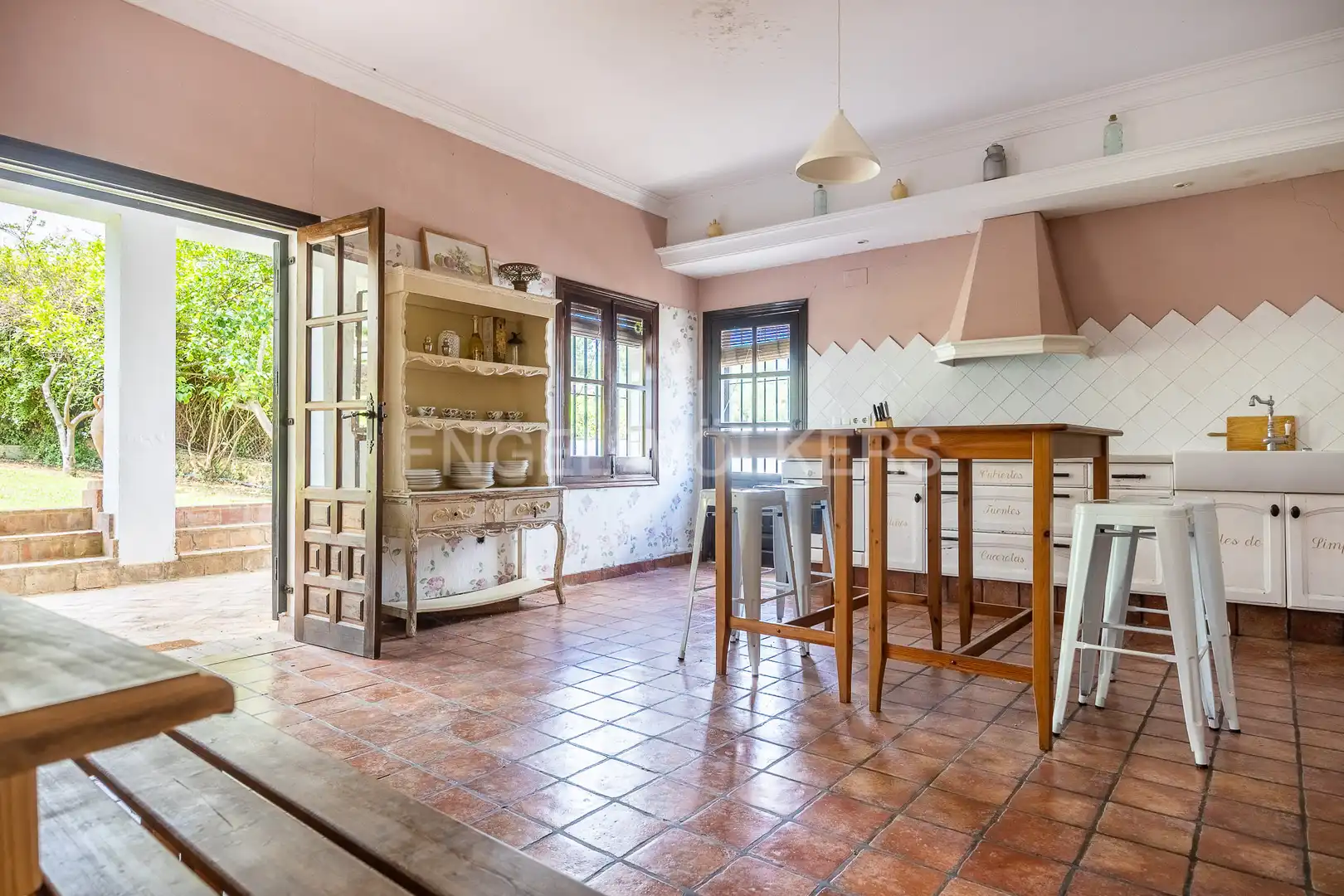 Cuina de Casa o xalet en venda en La Puebla de los Infantes amb Aire condicionat, Calefacció i Jardí privat
