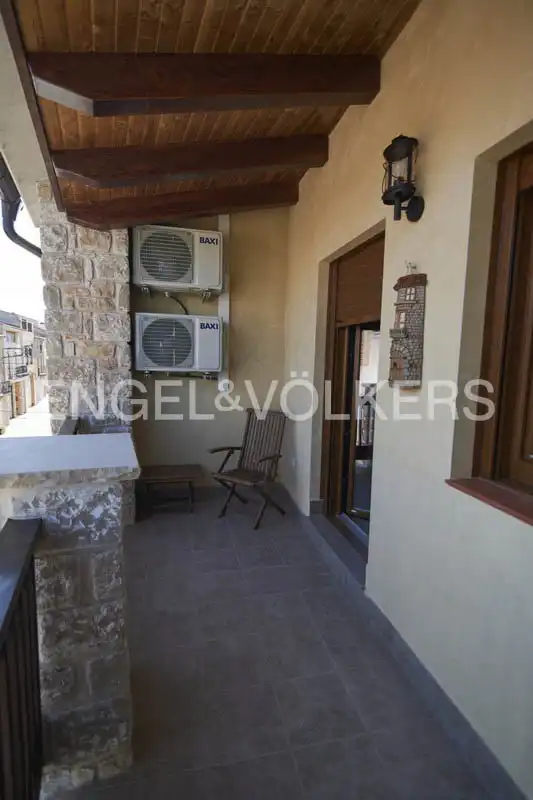Casa pareada con terraza en venta en Carrer Major 57, imagen 9