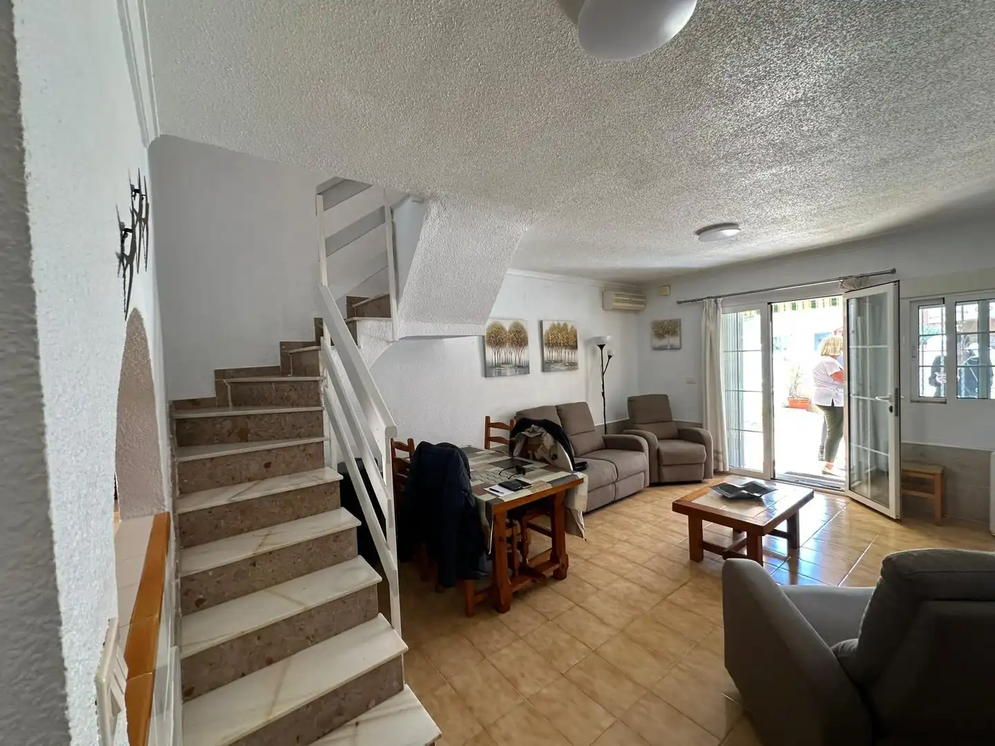 Casa adosada en venta en Torrevieja con Amueblado