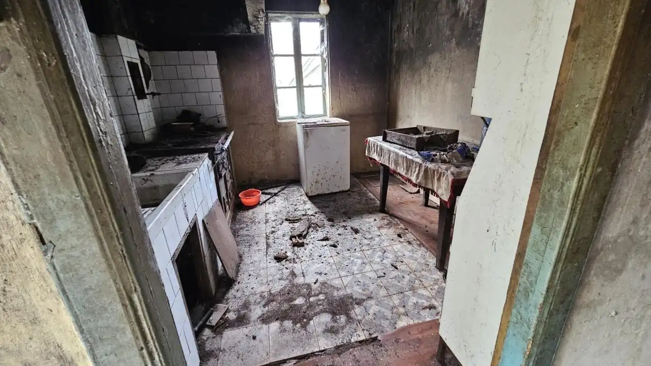 Cuina de Casa o xalet en venda en O Porriño   amb Calefacció, Jardí privat i Traster