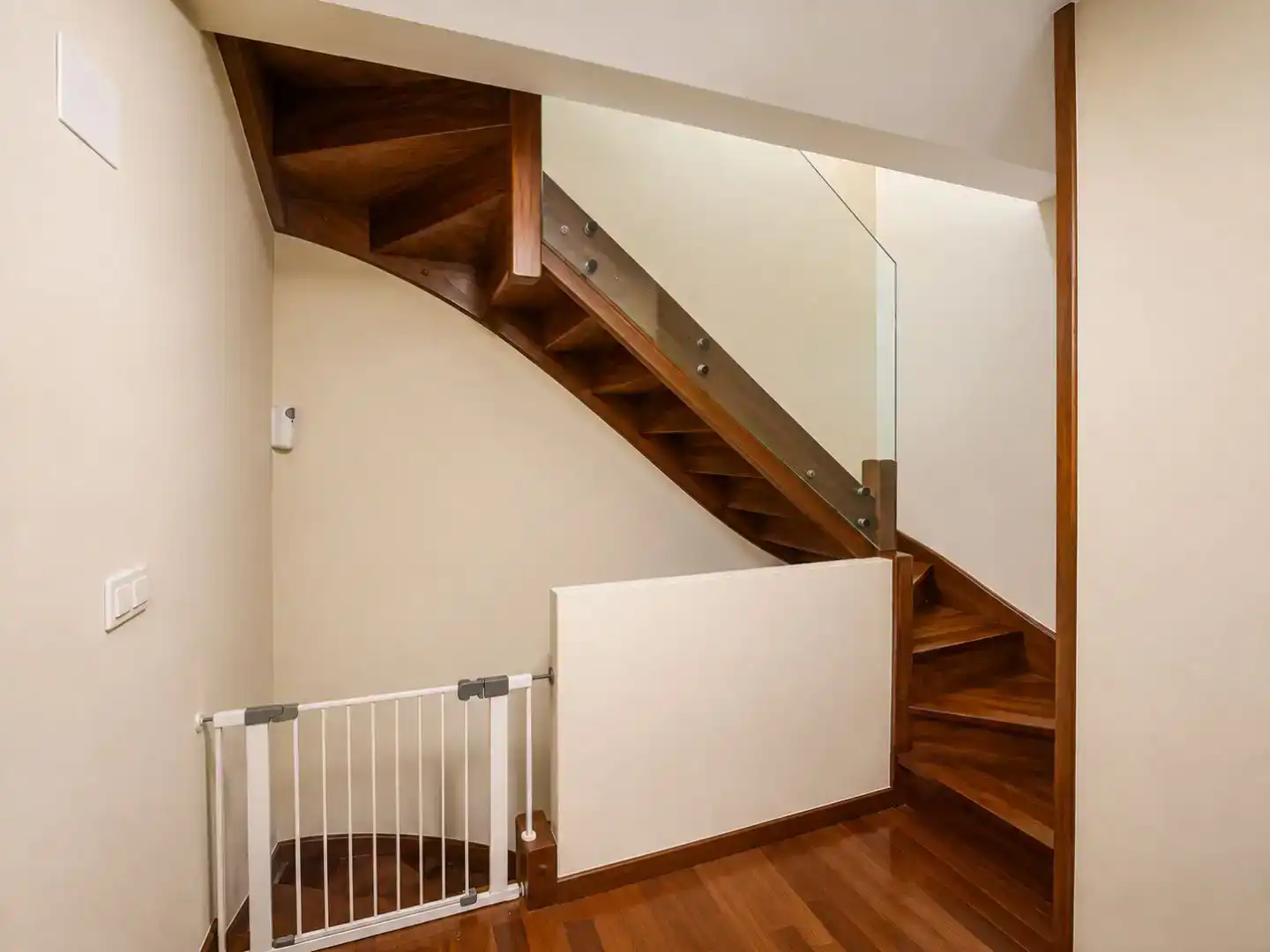 Flat for sale in Andoain  with Air Conditioner and Balcony
