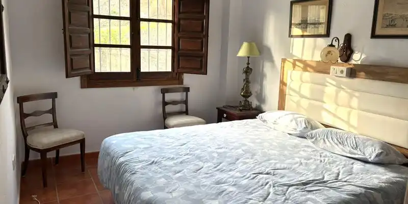 Schlafzimmer von Country house zum Verkauf in Sedella mit Privatgarten, Terrasse und Abstellraum