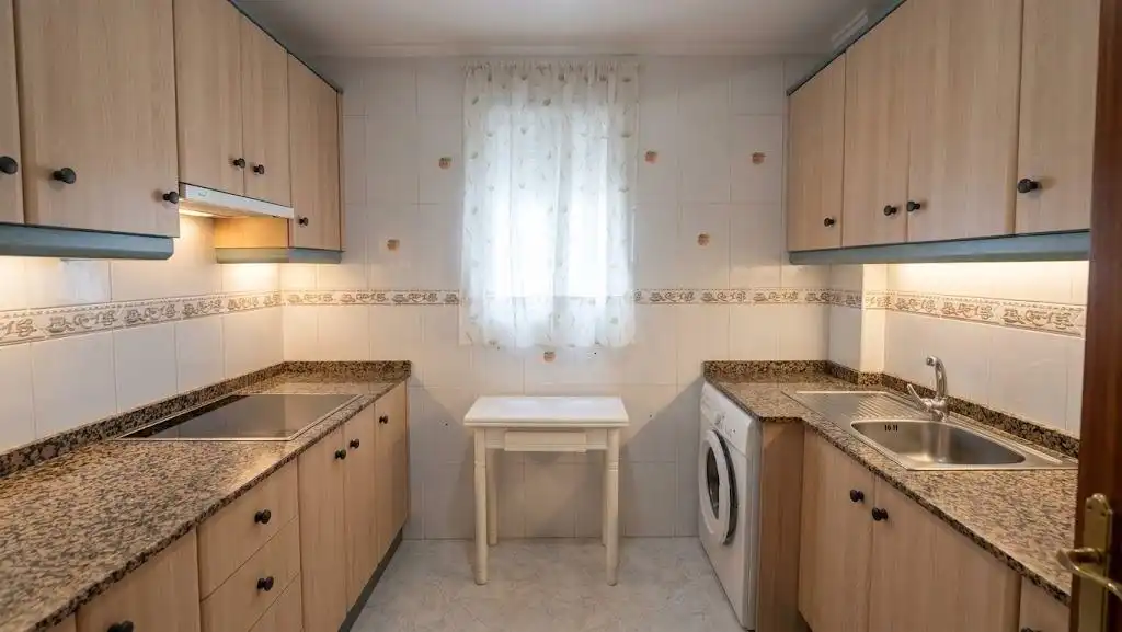 Apartamento con piscina en venta en Calle BELLA ANTONIA, imagen 11