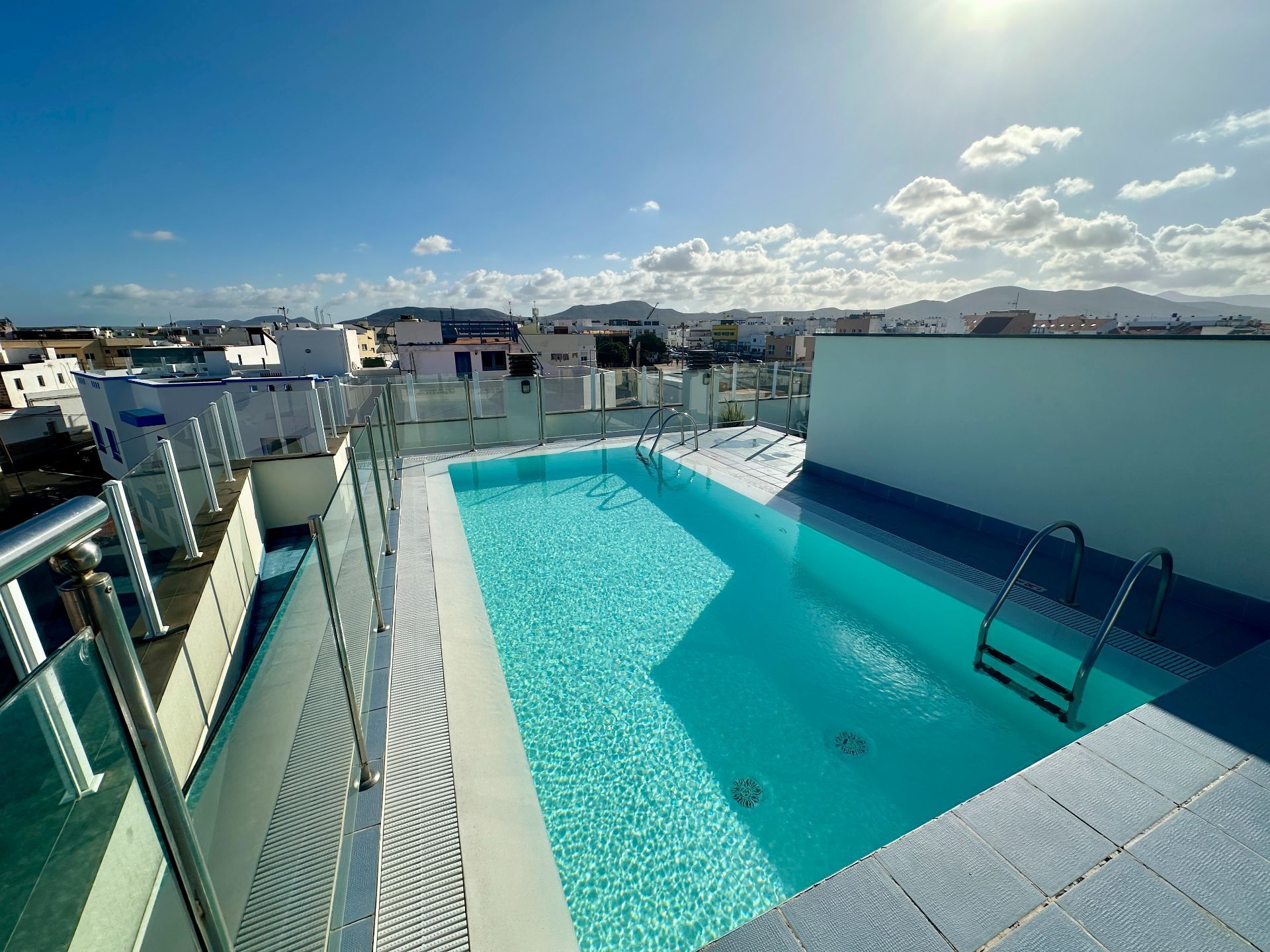 Piscina de Piso en venta en La Oliva con Calefacción, Trastero y Piscina comunitaria