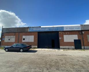 Vista exterior de Nau industrial en venda en La Línea de la Concepción