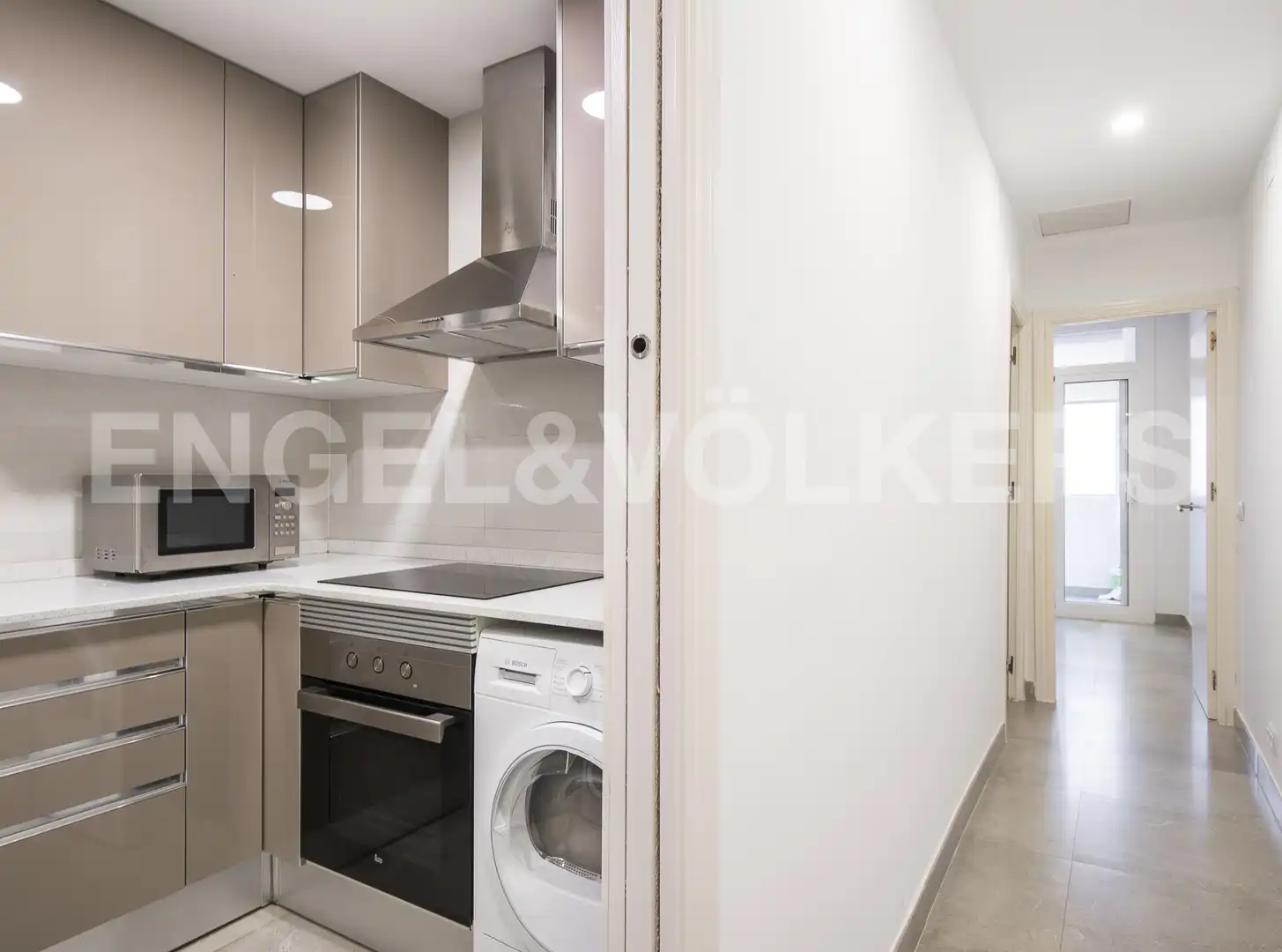 Küche von Wohnung zum Verkauf in Barcelona mit Klimaanlage, Heizung und Möbliert