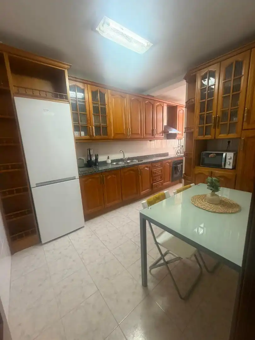 Cocina de Piso de alquiler en Granada con Trastero, Amueblado y Balcón