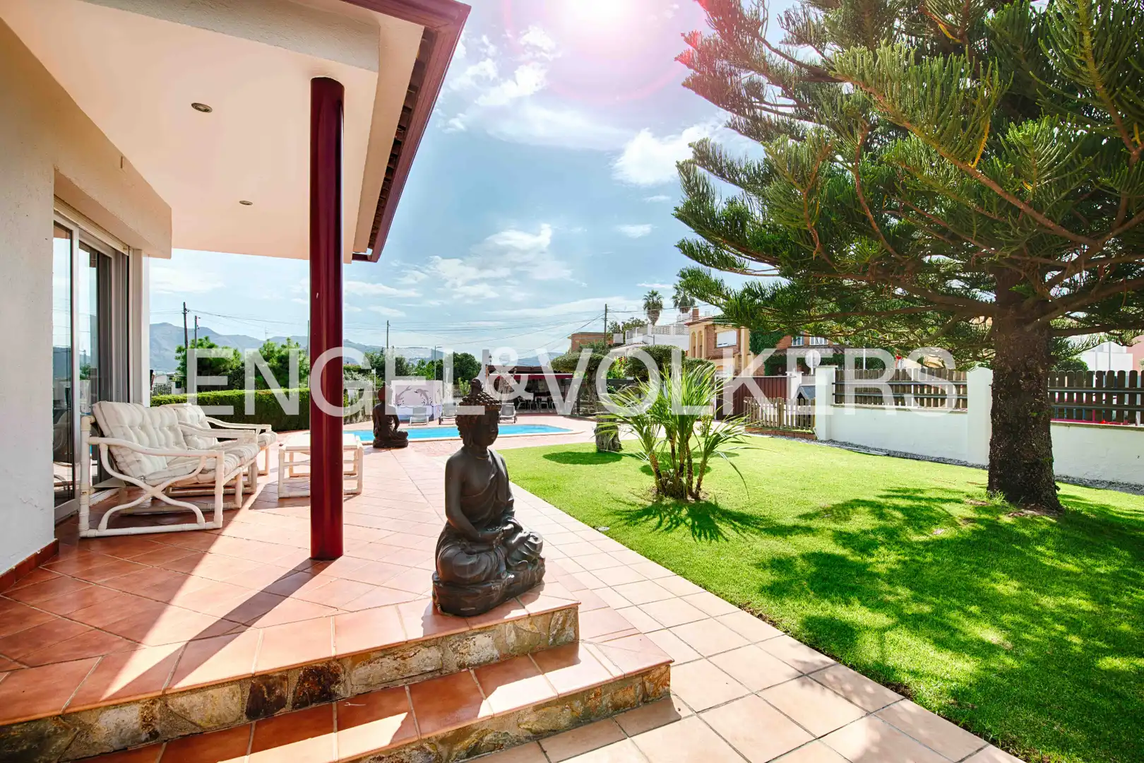 Villa mit Pool zum Verkauf in Carrer del Cadí, imagen 9