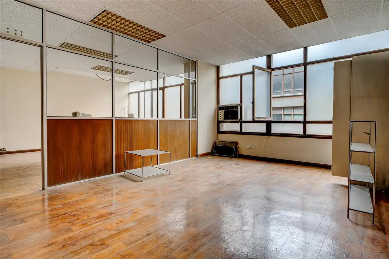 Industrial buildings for sale in Bilbao 