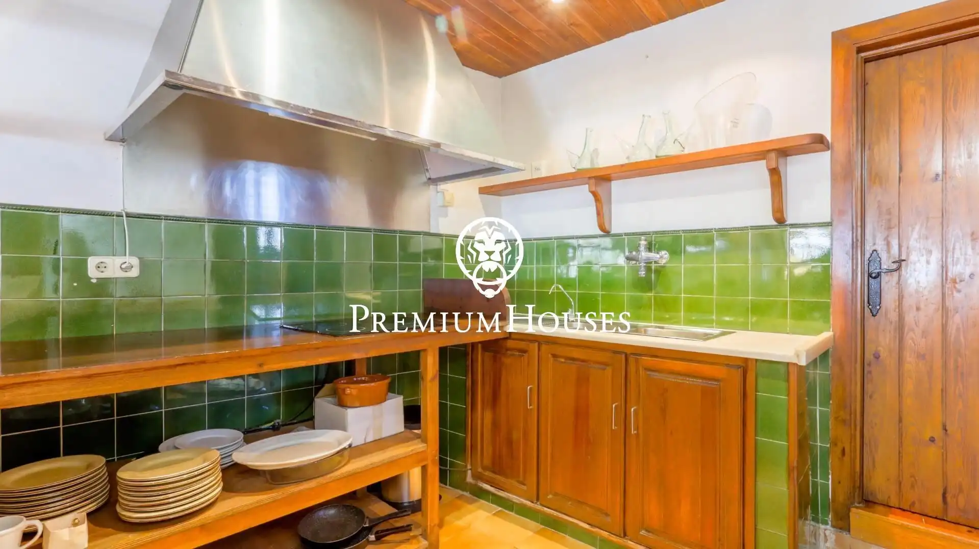 Cocina de Casa o chalet en venta en Mataró con Aire acondicionado, Calefacción y Jardín privado