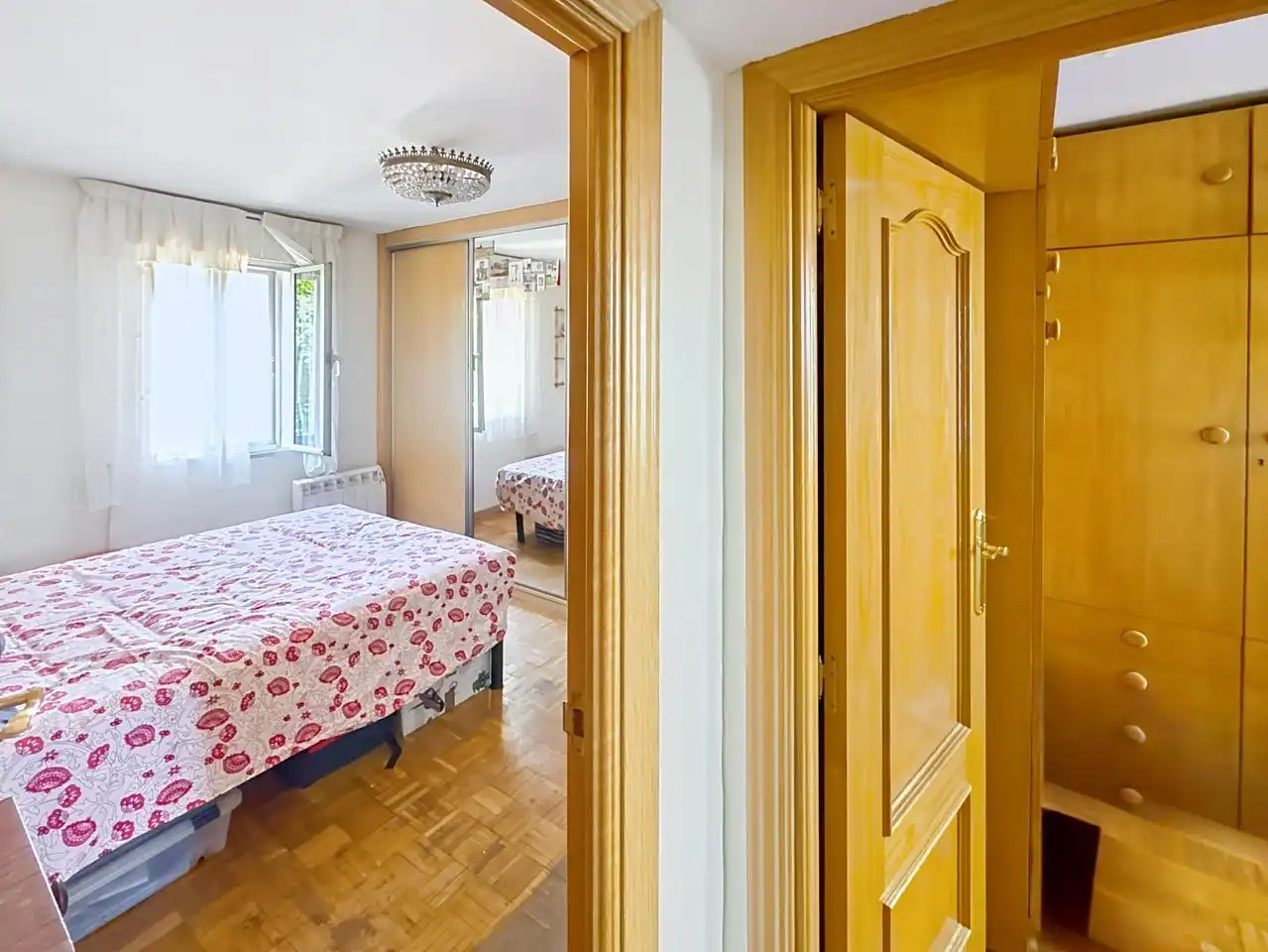 Habitación de Piso en venta en Madrid con Calefacción, Terraza y Amueblado