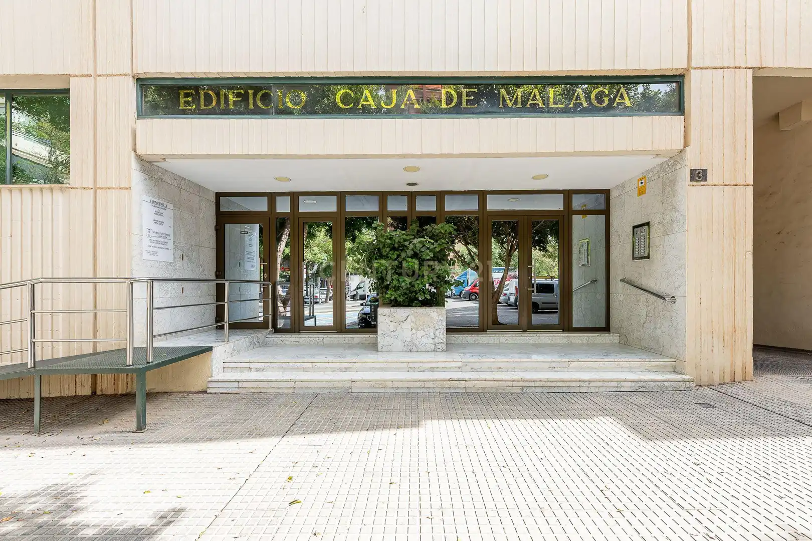 Flat for sale in Málaga  with Air Conditioner