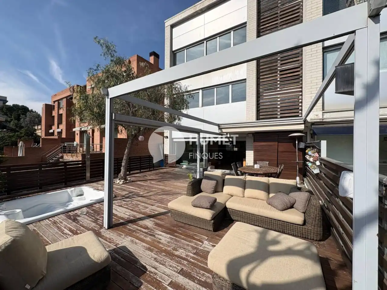 Terrassa de Casa o xalet en venda en Barcelona amb Aire condicionat, Calefacció i Jardí privat