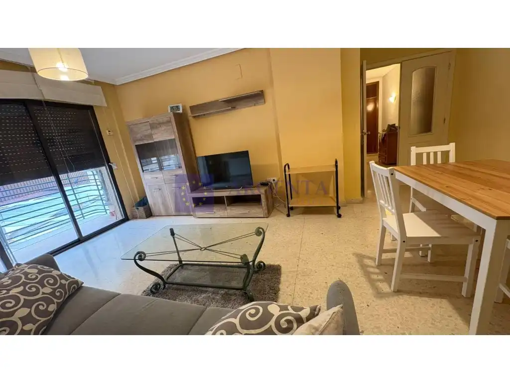 Sala de estar de Piso en venta en Cáceres con Aire acondicionado y Amueblado