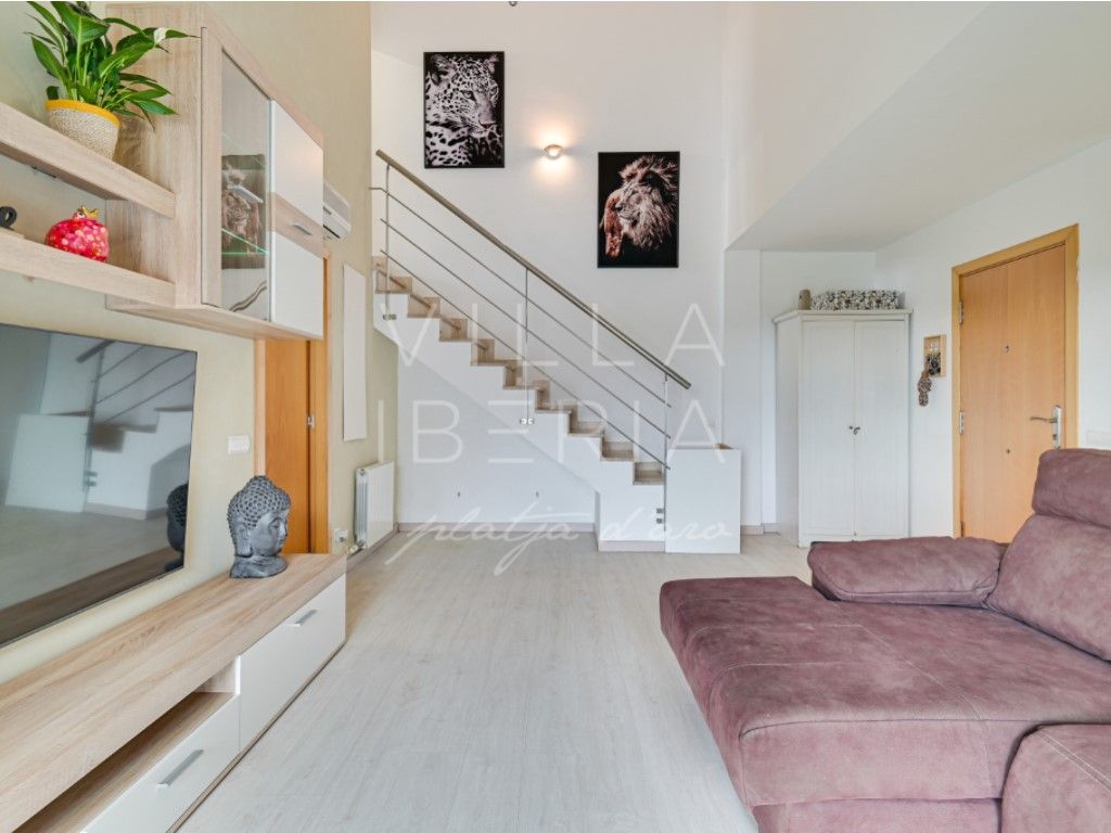 Sala d'estar de Apartament en venda en Castell-Platja d'Aro amb Aire condicionat, Calefacció i Terrassa