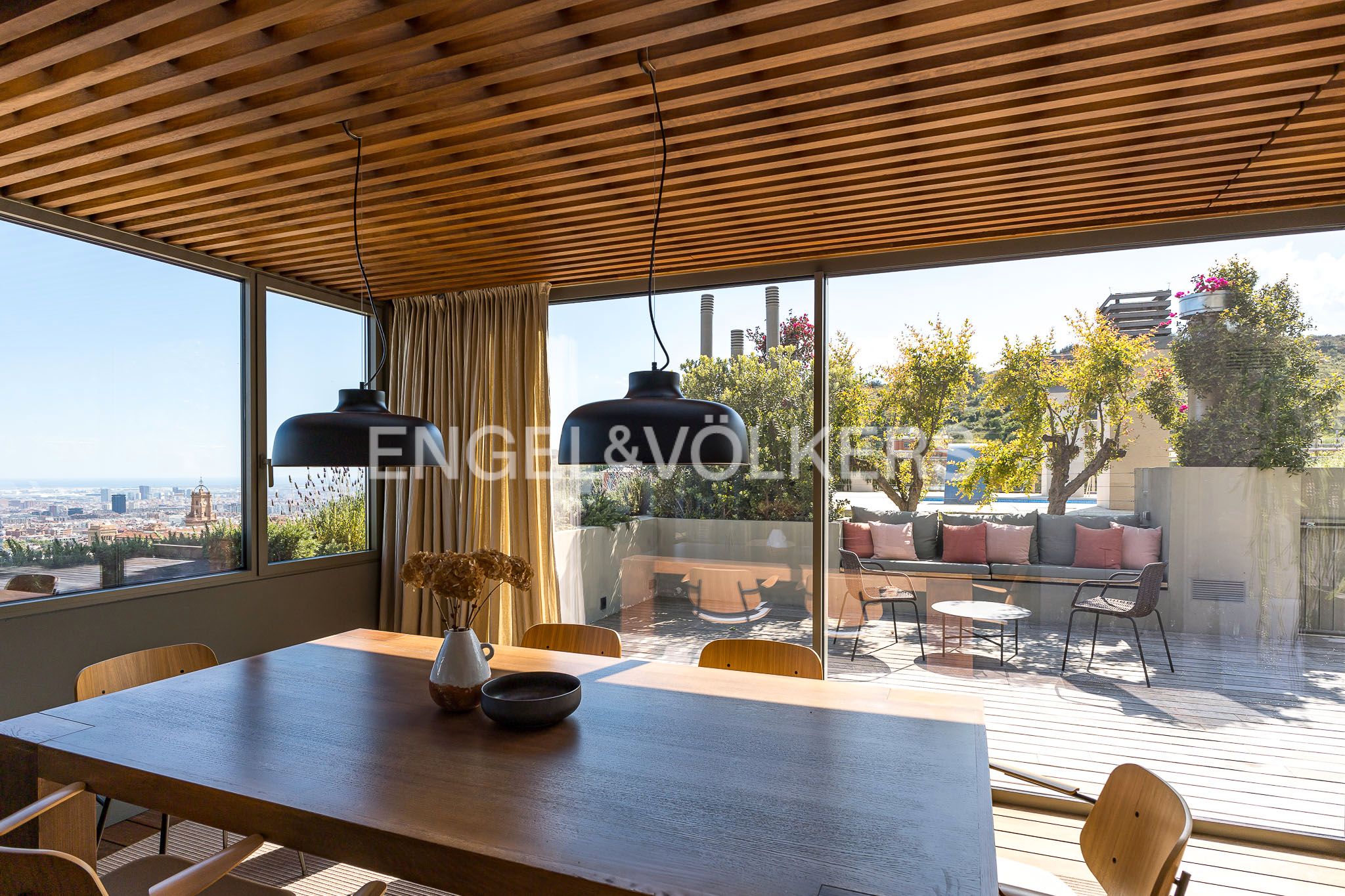 Menjador de Apartament en venda en  Barcelona Capital amb Calefacció