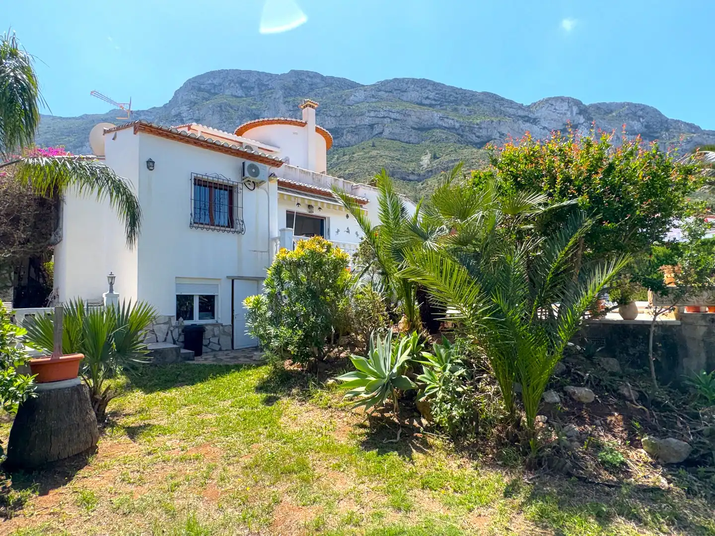 Exterior view of Houses for sale in Dénia  with Air Conditioner, Heating and Private garden