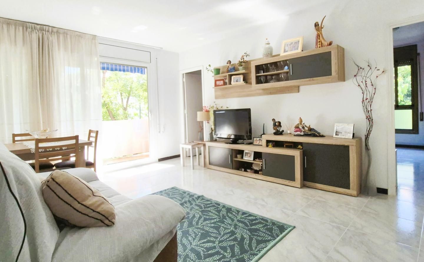 Sala d'estar de Pis en venda en Terrassa amb Calefacció, Terrassa i Moblat