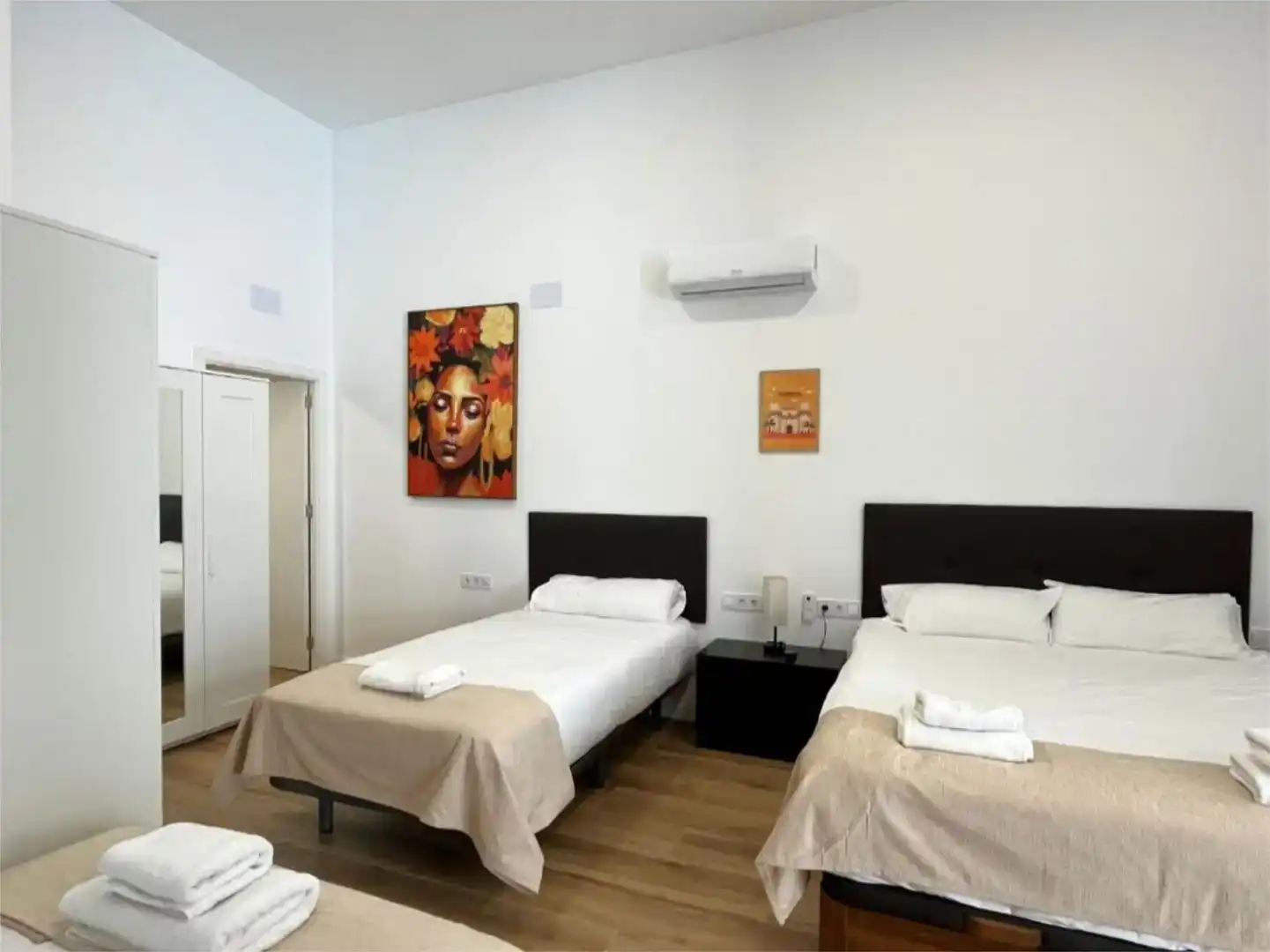 Schlafzimmer von Wohnung zum Verkauf in Valencia mit Klimaanlage und Möbliert