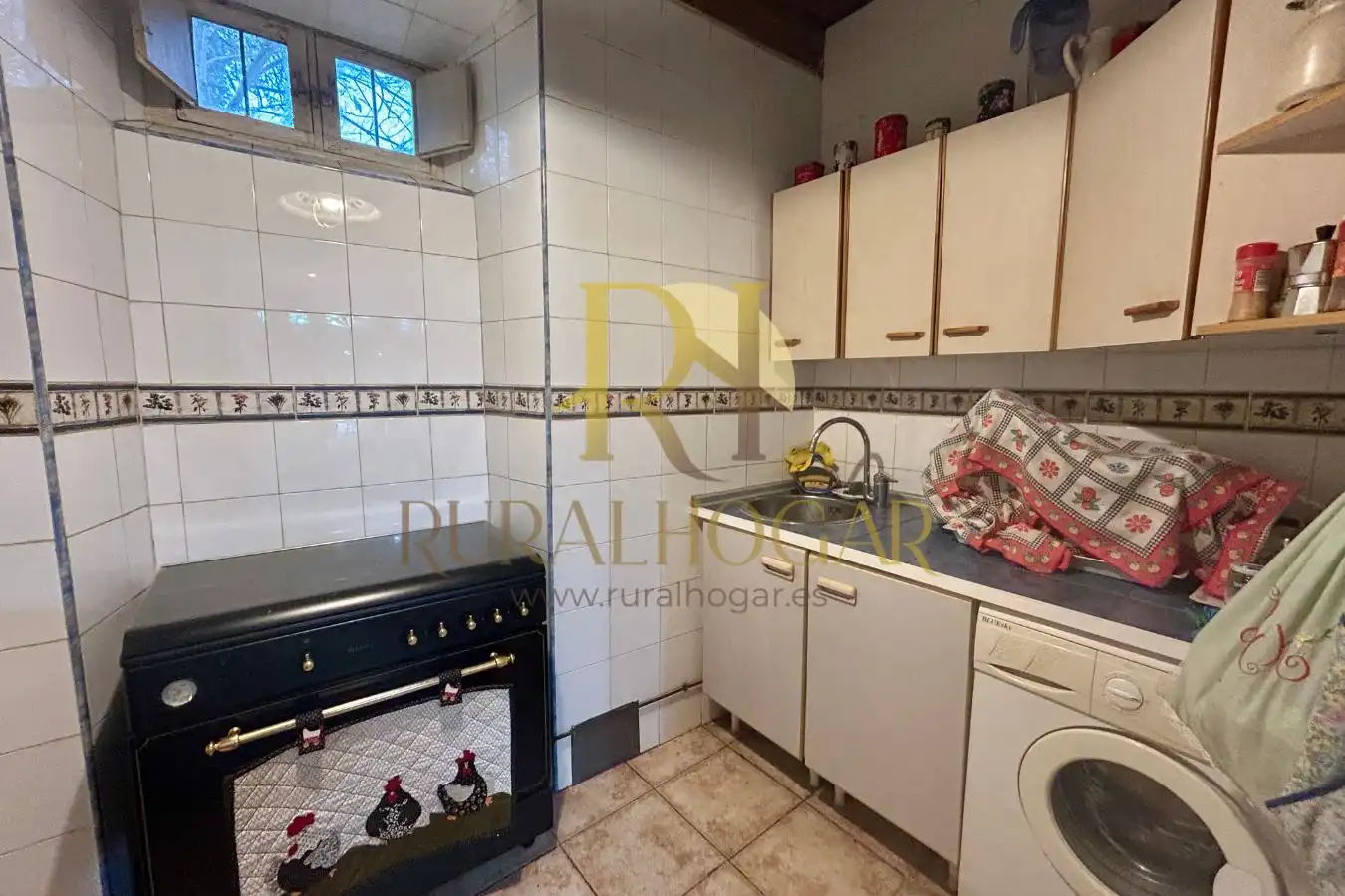 Kitchen of Detached homes for sale in Boñar