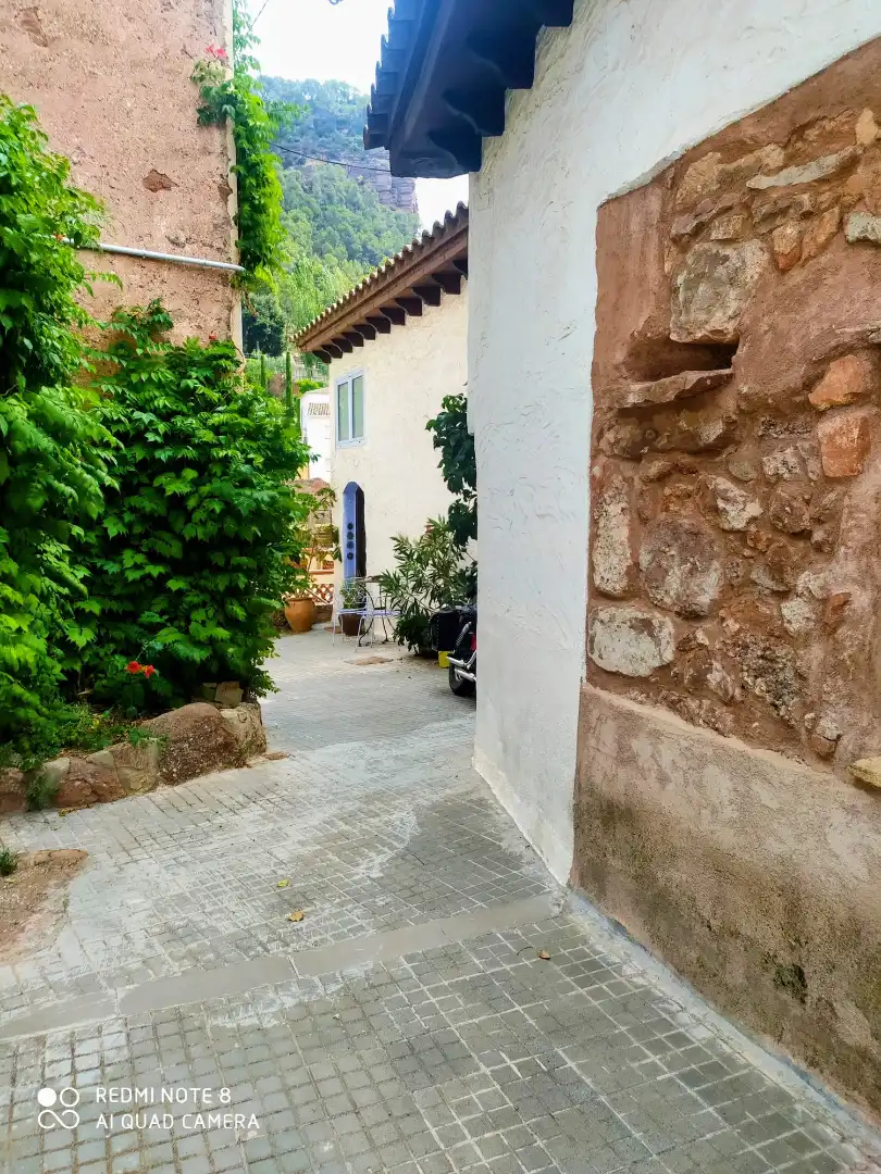 Vista exterior de Casa adosada en venta en Vacarisses con Calefacción, Horno y Balcón