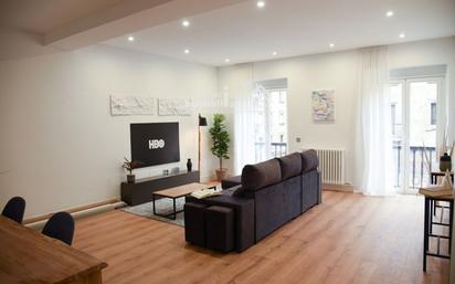 Living room of Flat for sale in Salamanca Capital  with Terrace