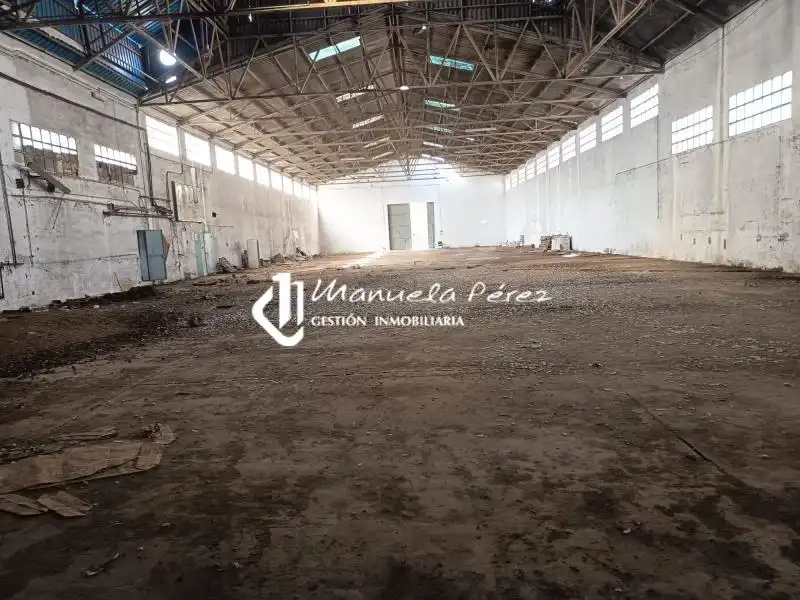 Nave industrial en venta en Navalmoral de la Mata
