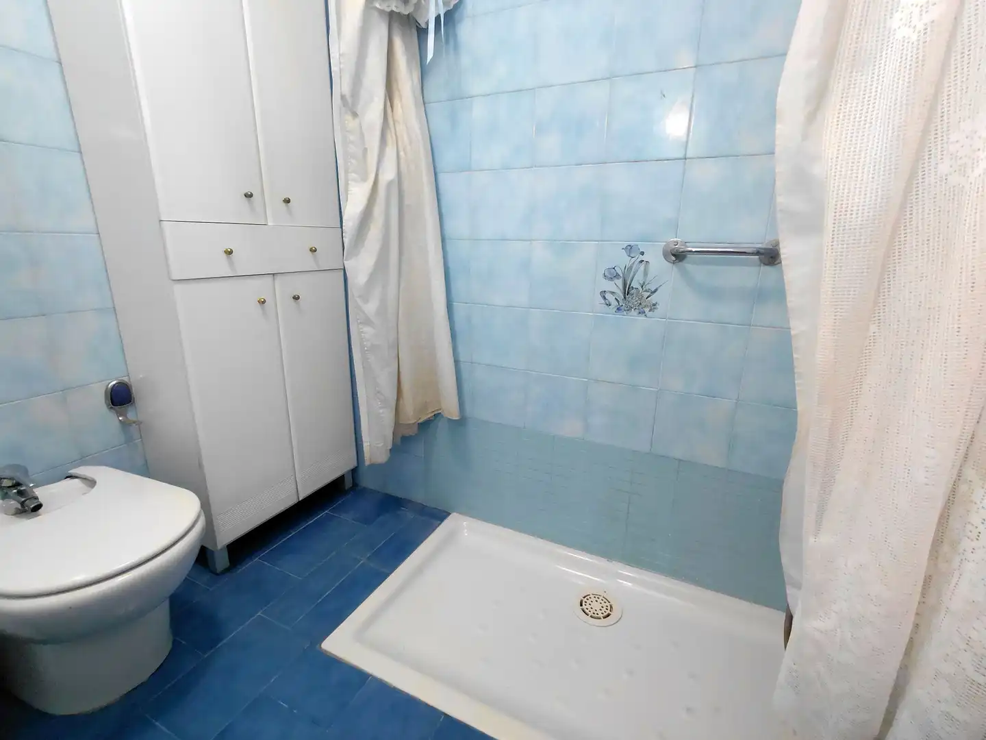 Baño de Piso de alquiler en Las Palmas de Gran Canaria con Amueblado, Horno y Lavadora