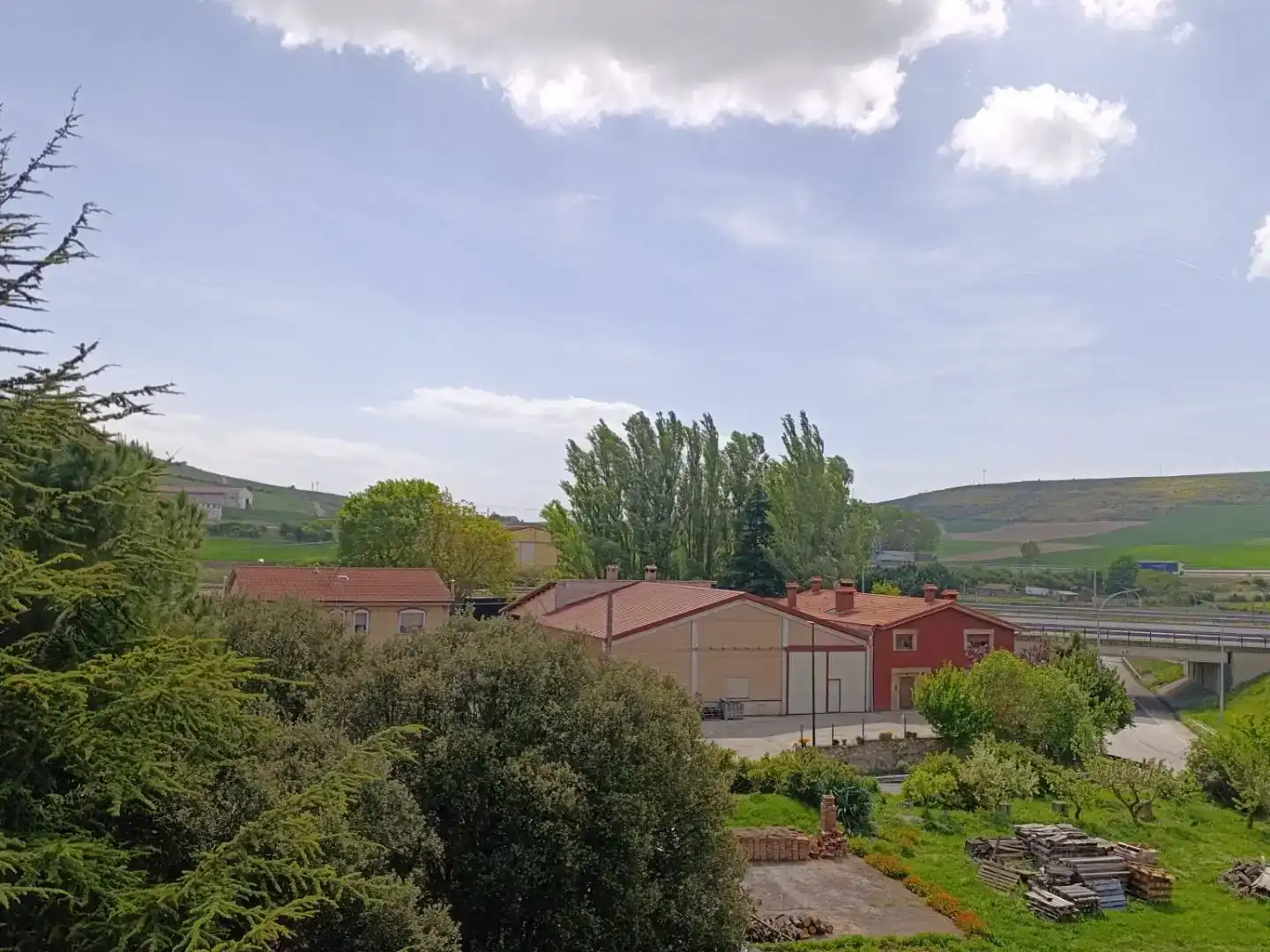 Vista exterior de Piso en venta en Pancorbo